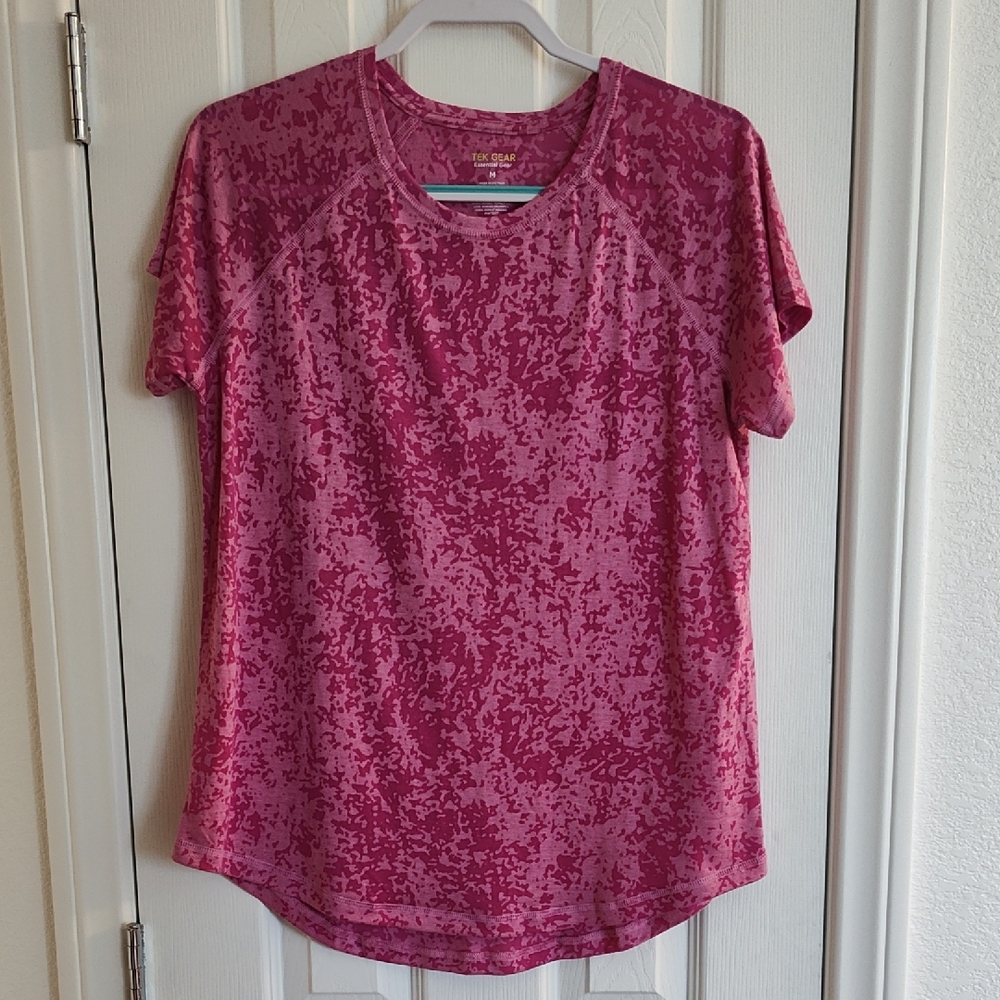 Tek Gear Pink Burnout Patterned Short Sleeve Tee Size M